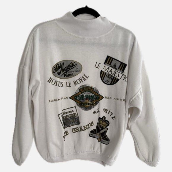 Forenza Sweaters - Forenza Vintage White Graphic Turtleneck Sweater